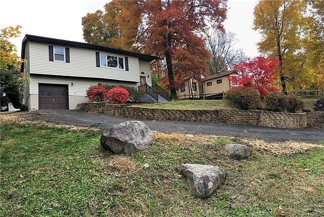 1st image of 20 Alder Dr