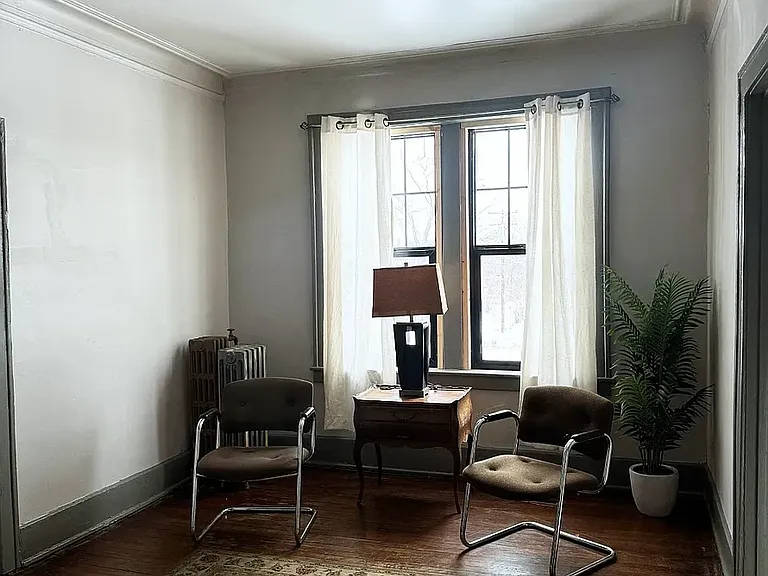 9 Woodland Apartments — Photo 10