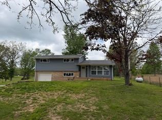 1113 N Walnut Street, Willow Springs, MO 65793