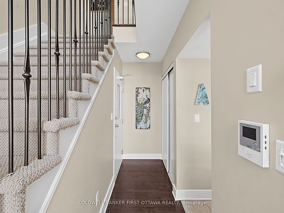 3rd image of 75 C Colonnade Rd N