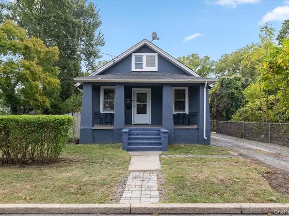 246 Locust Avenue, Babylon, NY 11702