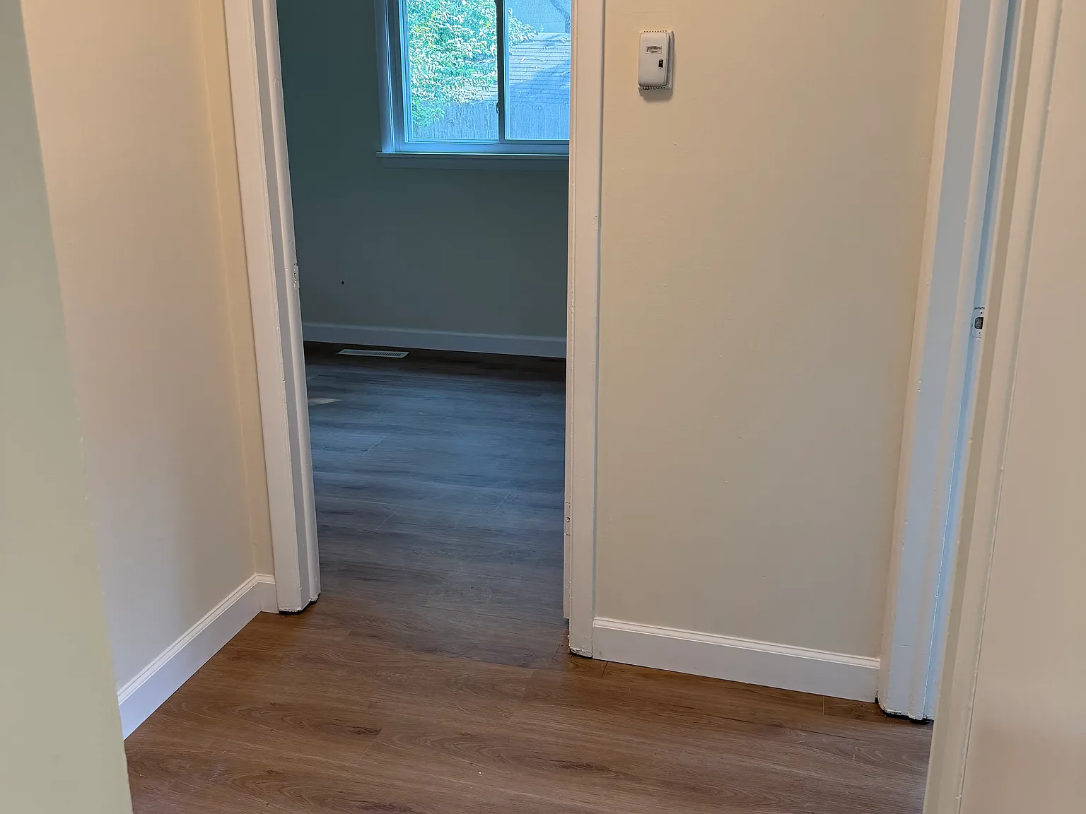 4 bed, 1270 sqft, $2,300 — Photo 3