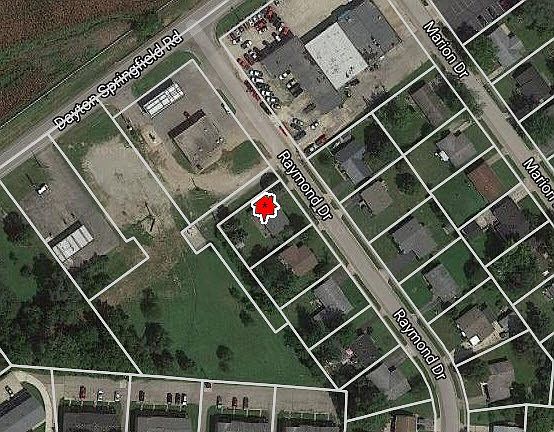 2nd image of 3723 Raymond Dr