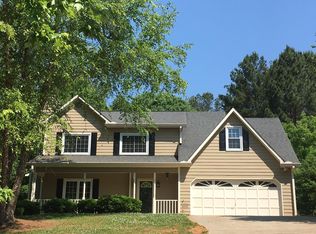 2983 Dogwood Ln, Loganville, GA 30052