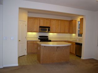 1011 Freedom Dr, Suisun City, CA 94585