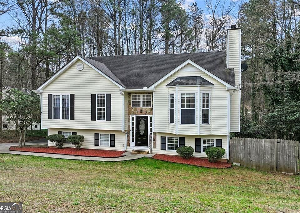 1st image of 304 Ridge Hill Cir