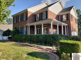 1236 Links Ln, Mayfield, KY 42066