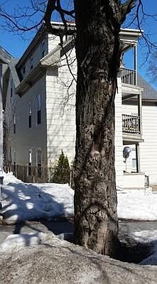 2nd image of 98 Penn Ave