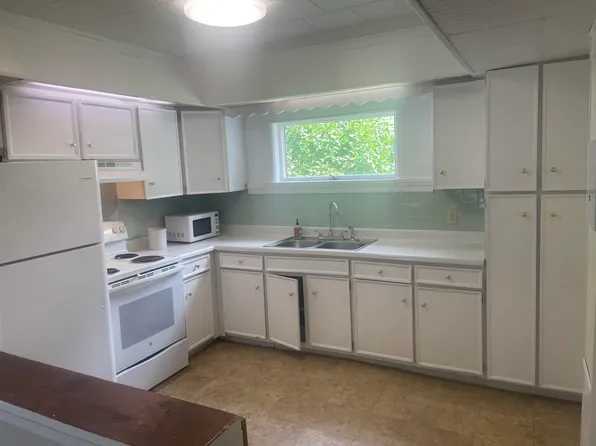 15 Railroad Ave #1, Canton, NY 13617
