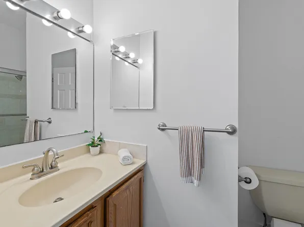 393 Fairmount Avenue image 17 of 41