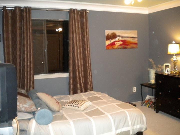 Larger bedroom