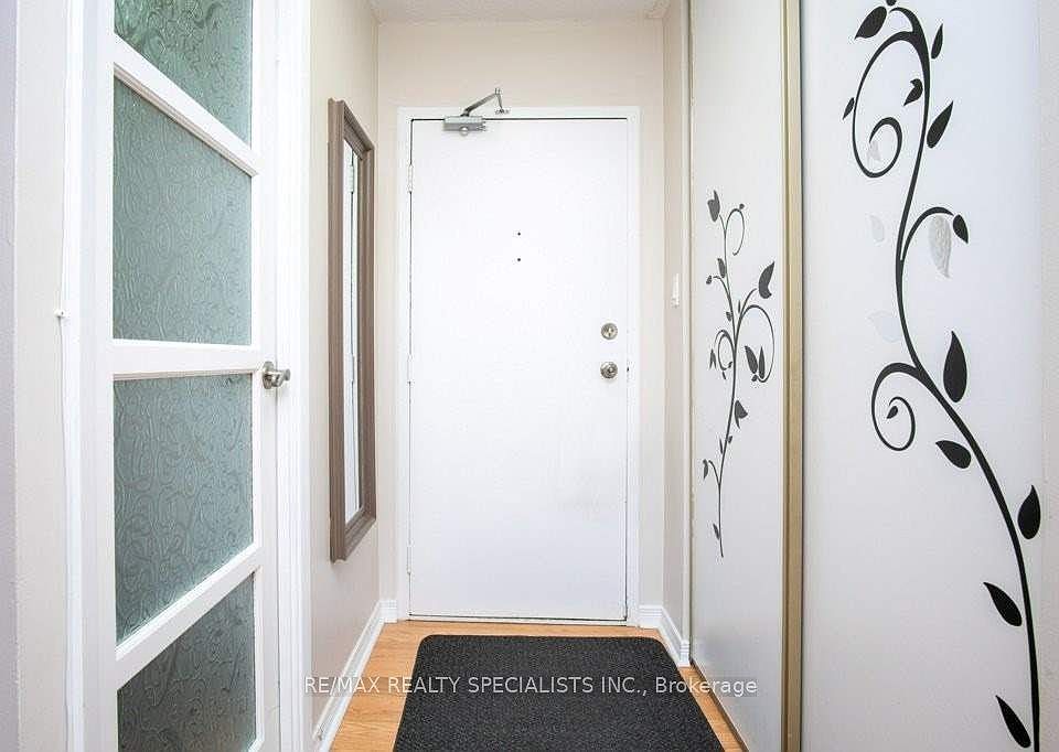 1st image of 700 Dynes Rd #601