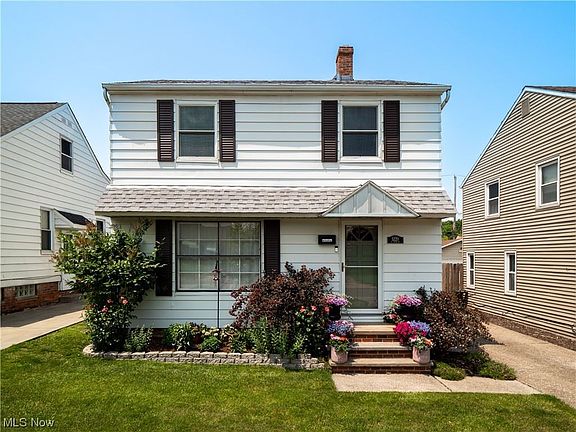 2nd image of 5220 E 117th St
