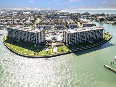 1 Key Capri APT 210W, Treasure Island, FL, 33706