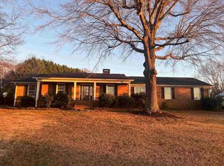 150 Buena Vista Dr, Campobello, SC 29322