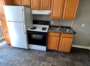 1128 Pickett St, Radford, VA 24141