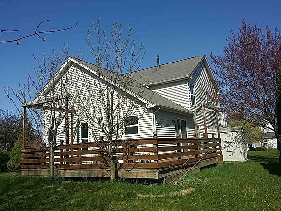 2nd image of 2120 Aspen Dr