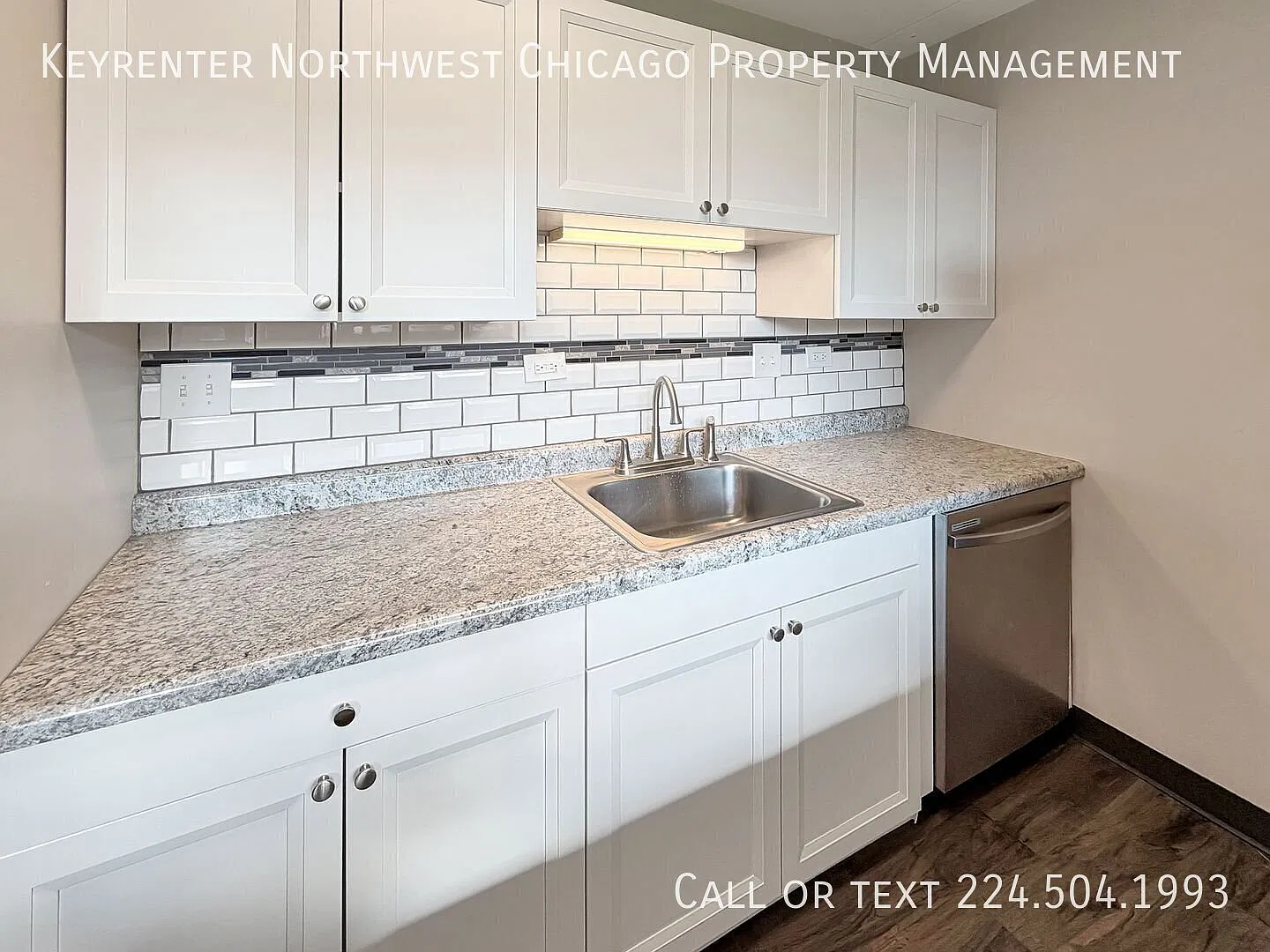 Beautifully Updated 1-Bedroom Condo in the Heart of Downtown Arlington Heights! — Photo 2