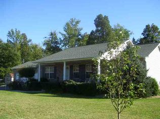 329 Walnut St, Bean Station, TN 37708