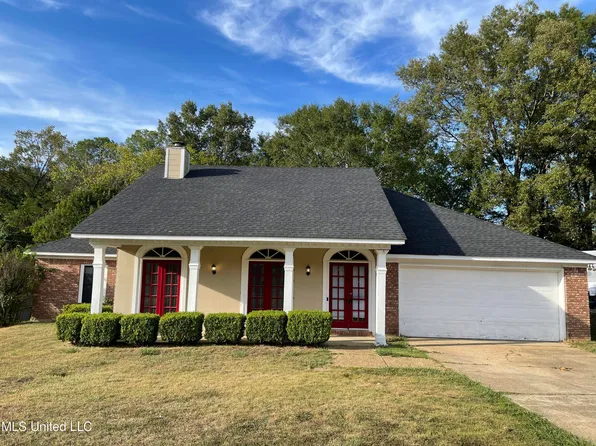 1018 N Azalea Dr, Madison, MS 39110