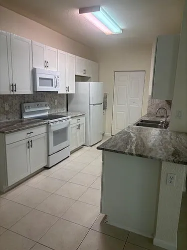 3557 Forest Hill Blvd #49 Photo 1 3557 Forest Hill Blvd #49 Photo 1
