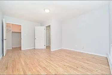 121 Carlton Avenue, #2