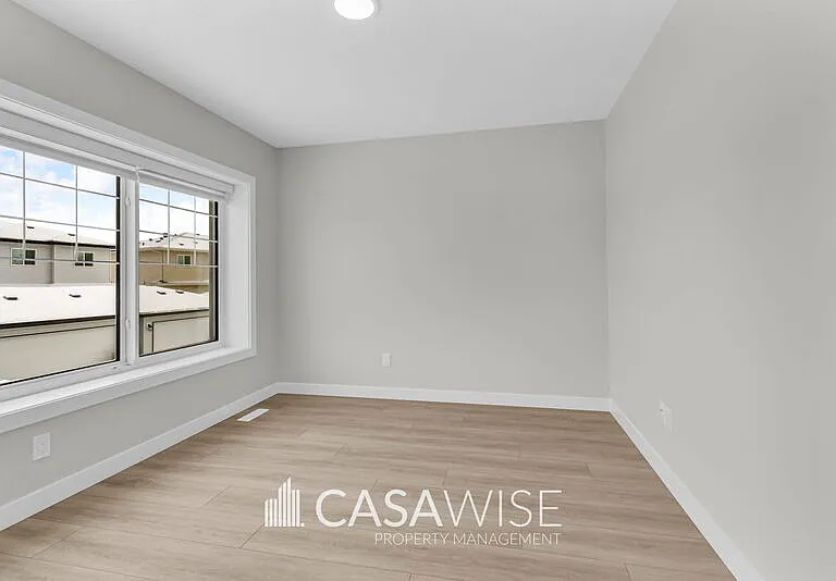 1059G Berg Pl #GS — Photo 13
