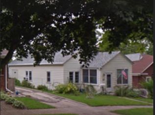 516 S Jackson St, Green Bay, WI 54301