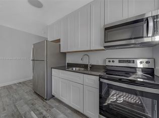 1036 SW 5th St APT 3, Miami, FL 33130