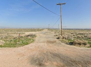 35th St W #W, Lancaster, CA