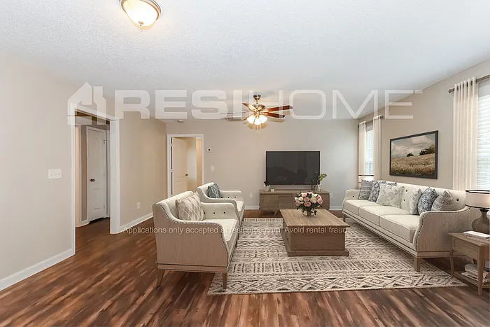 220 Beckman St — Photo 4