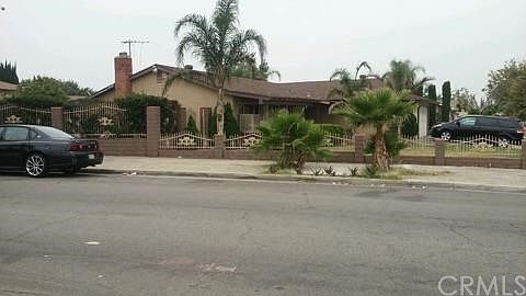 2nd image of 9471 Sycamore Dr
