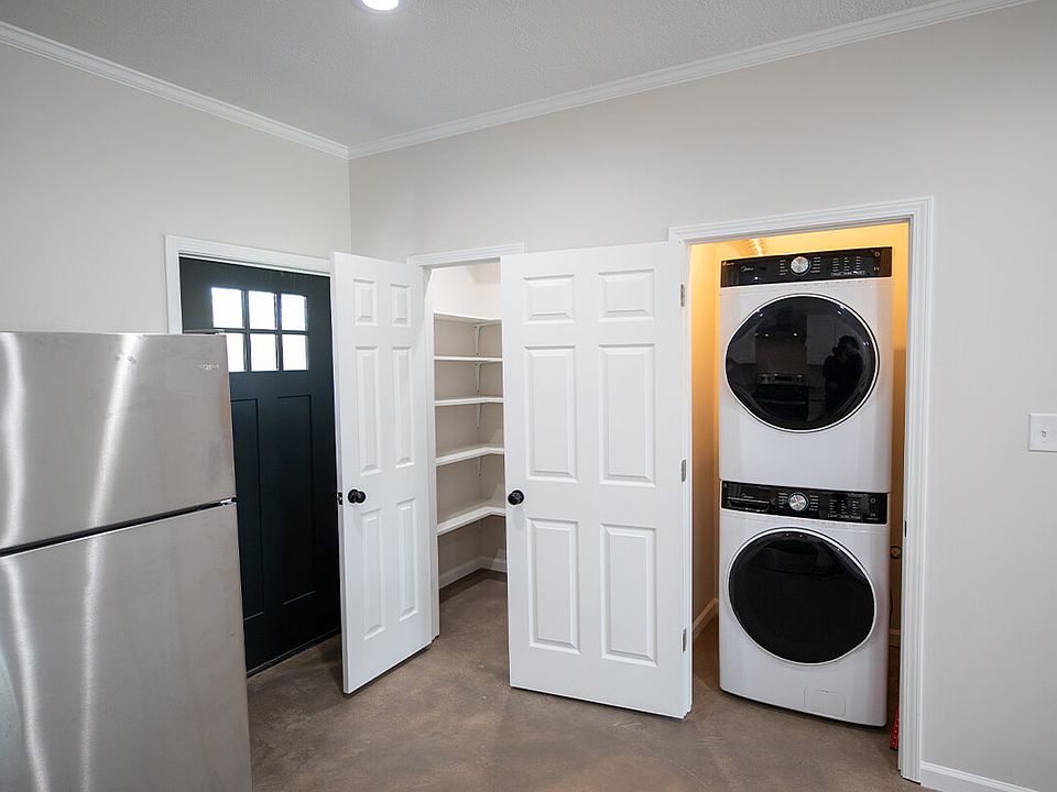 1513-LEBLANC-STREET-1-LAUNDRY_07242024