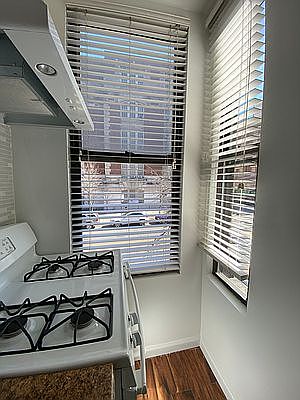4th image of 246 7th Ave APT 2