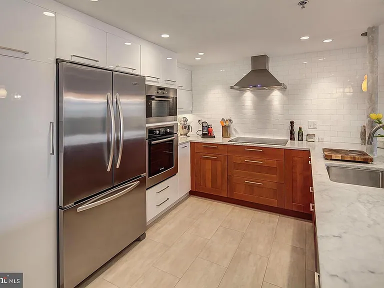 545 E Braddock Rd #101 — Photo 7