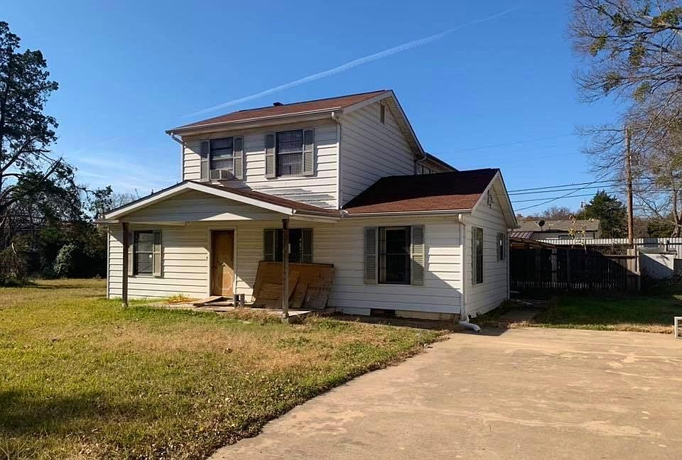 1st image of 209 Seminole Dr