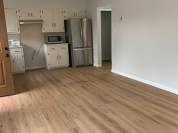 4th image of 454 Yetman Ave #Ll