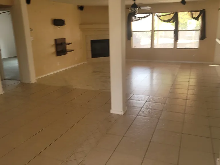 7142 Raleigh Hills Dr NE — Photo 25