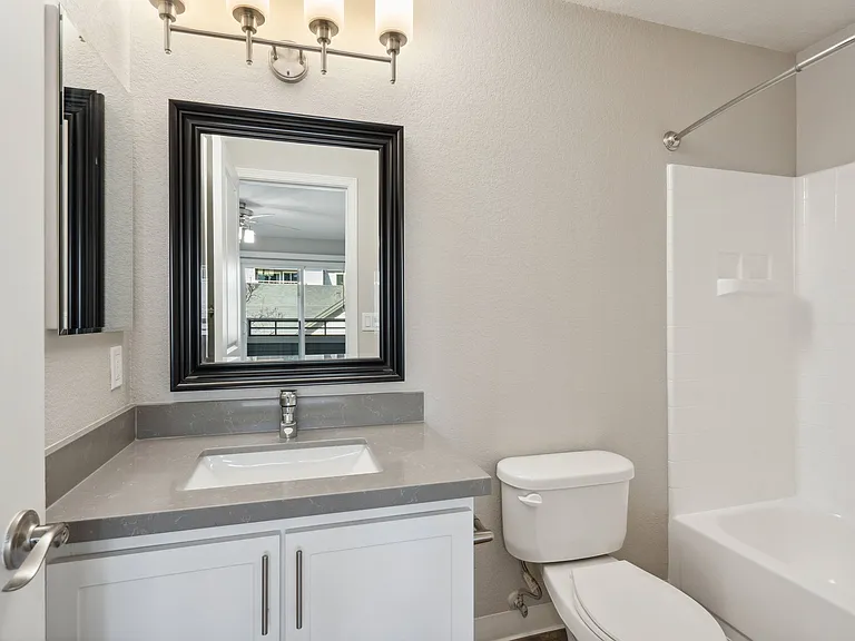 The Reserve at Capital Center — Photo 10