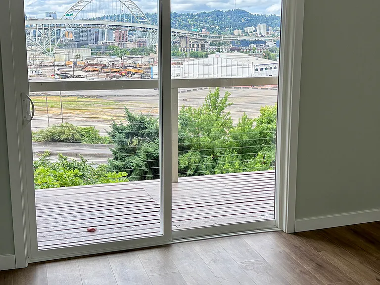 3265 N Interstate Ave #2 — Photo 41