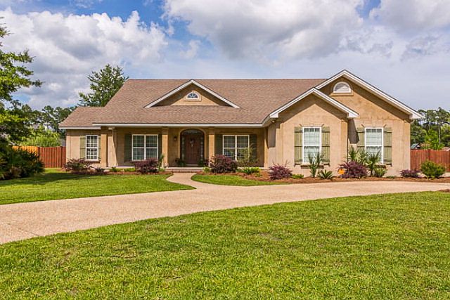 1st image of 157 Eagle Crest Dr