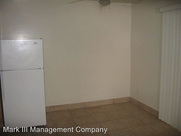4th image of 4201 Robertson Ave APT C