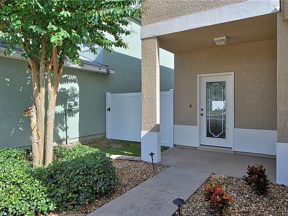 3rd image of 5166 NE 124th Pl