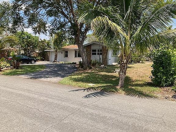 2nd image of 3112 Canal Dr