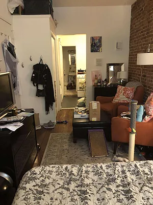 Rented by Addison Property Group | media 8