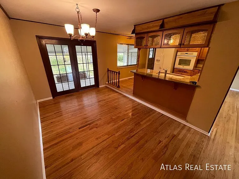640 E Easter Ave — Photo 13