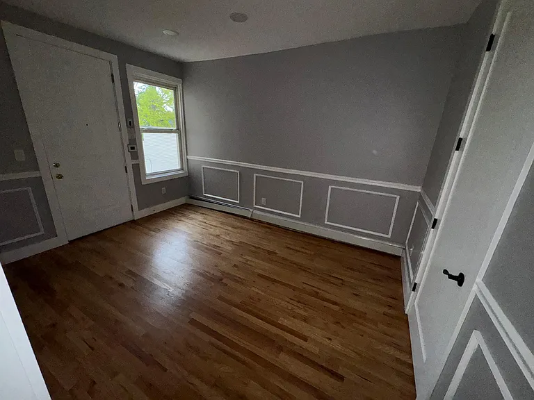 577 S 17th St #6A — Photo 3