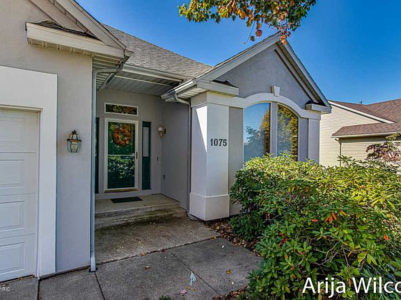 3rd image of 1075 Dogwood Meadows Dr SE
