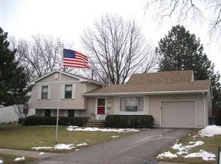 12769 Grover St, Omaha, NE 68144