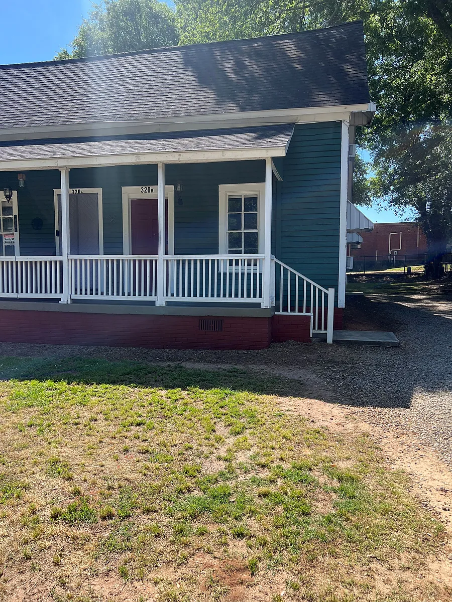 Building Photo - 320 Knight St #320B
